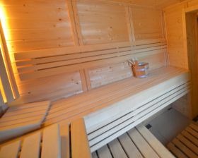 Bel Aire Sauna (1).JPG